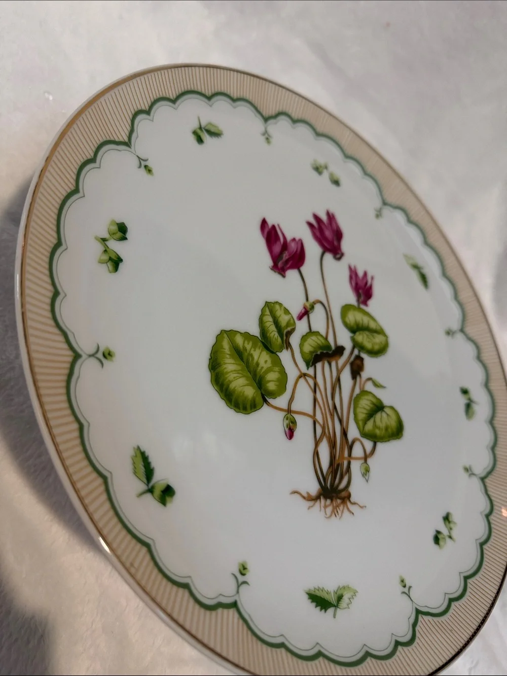 Victorian Garden Footed Cake Plate Georges Briard